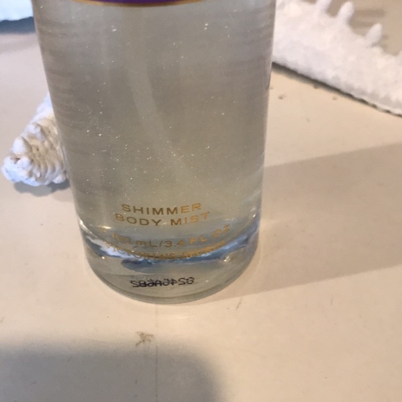 Victoria’s Secret Love Spell Shimmer Body Mist. New with tag, Glass bottle. - Picture 3 of 12
